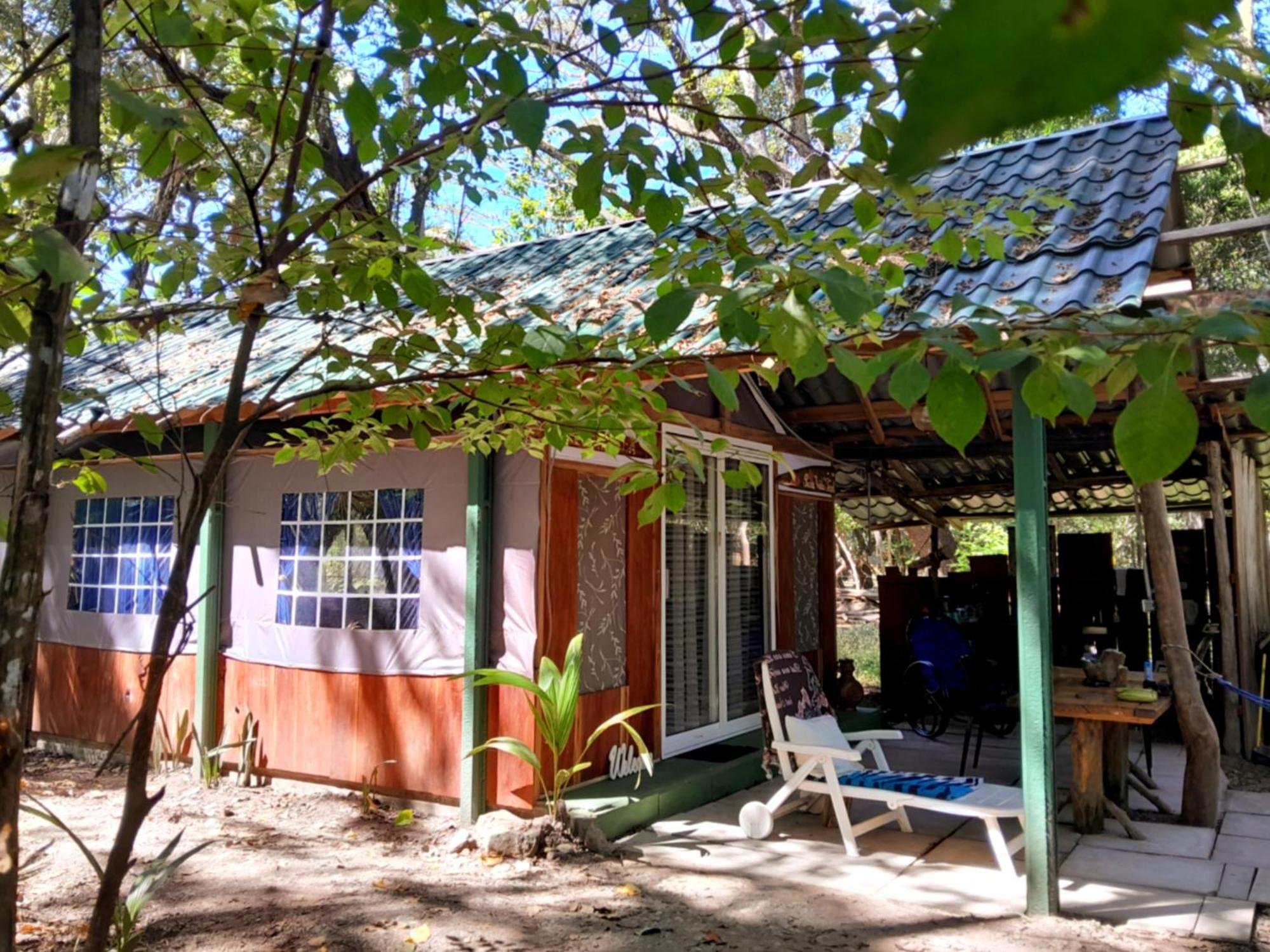Fully Furnished Family Jungle Tent, Latino Glamping باكيرا المظهر الخارجي الصورة